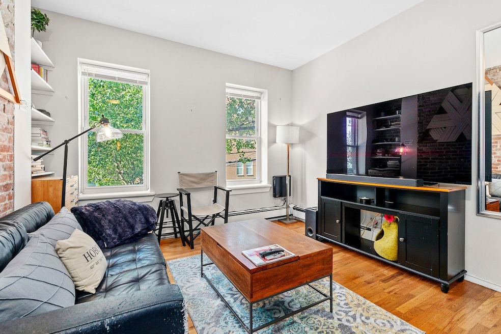 Pending $415,000 • Co-Listing Agent