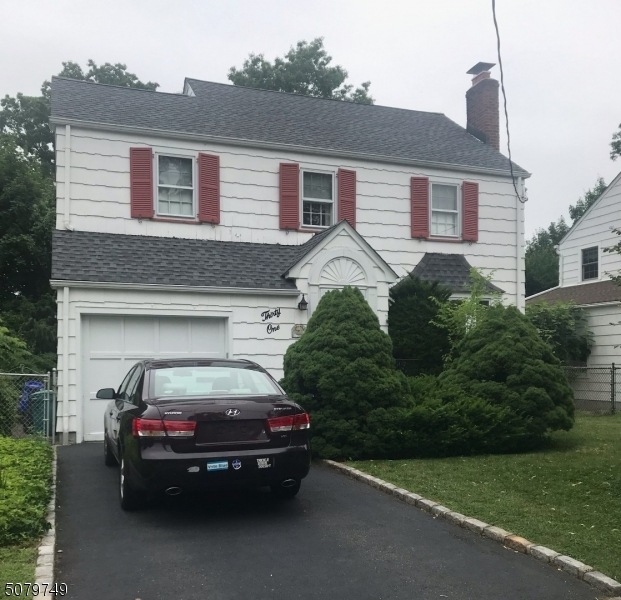 31 Hyde Rd, Bloomfield, NJ 07003 - photo 1