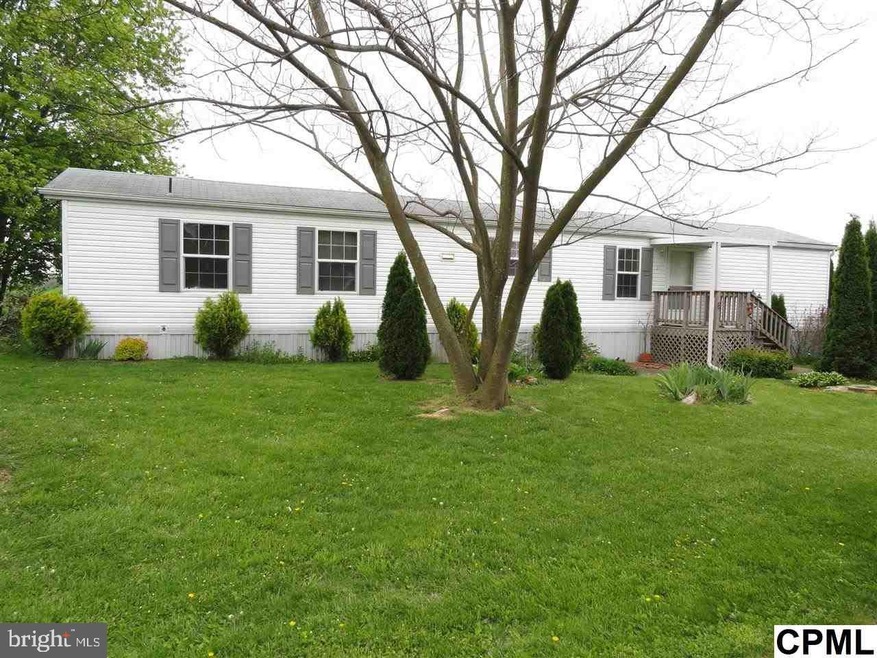 4496 Sycamore Grove Rd unit 6, Chambersburg, PA 17202 - photo 1