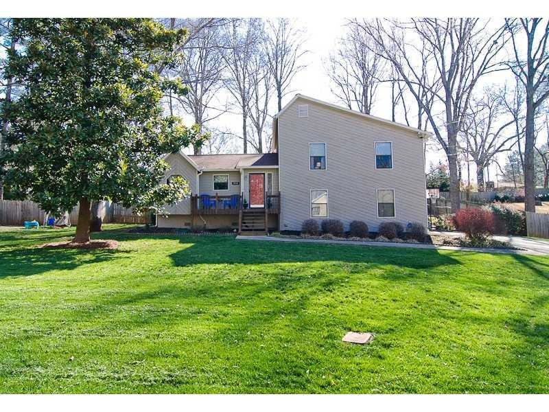 Exterior Front. Great listing in Deerwood!  Close 