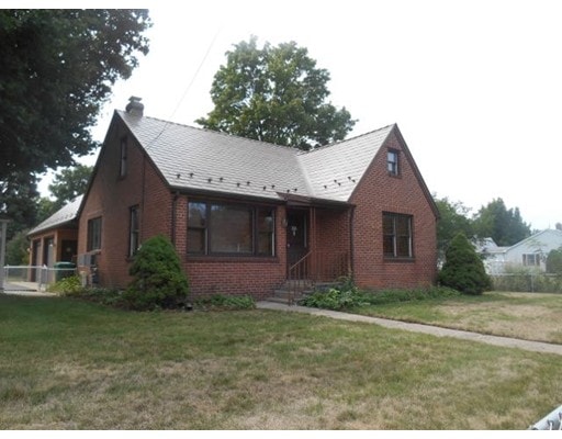 335 New Ludlow Rd, Chicopee, MA 01020 - photo 1