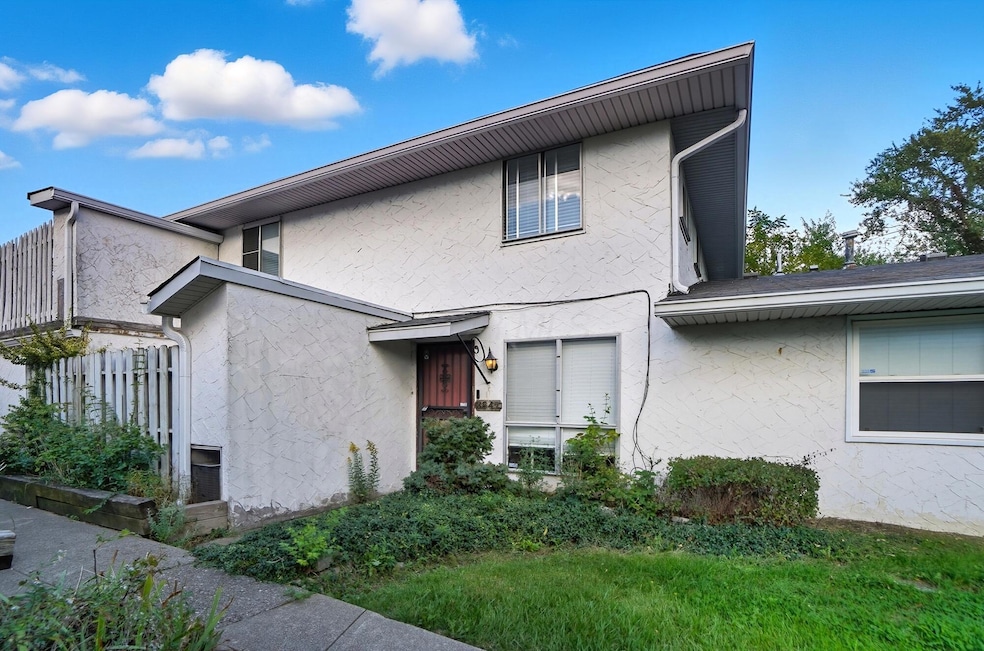 Pending $115,000 • Co-Listing Agent