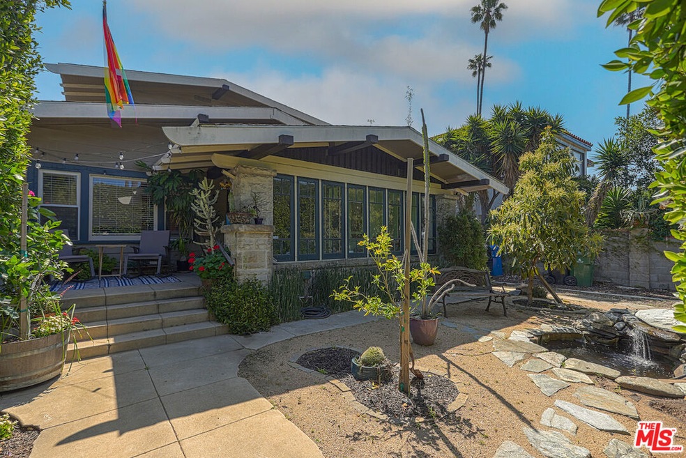 2220 West Blvd, Los Angeles, CA 90016 - photo 1