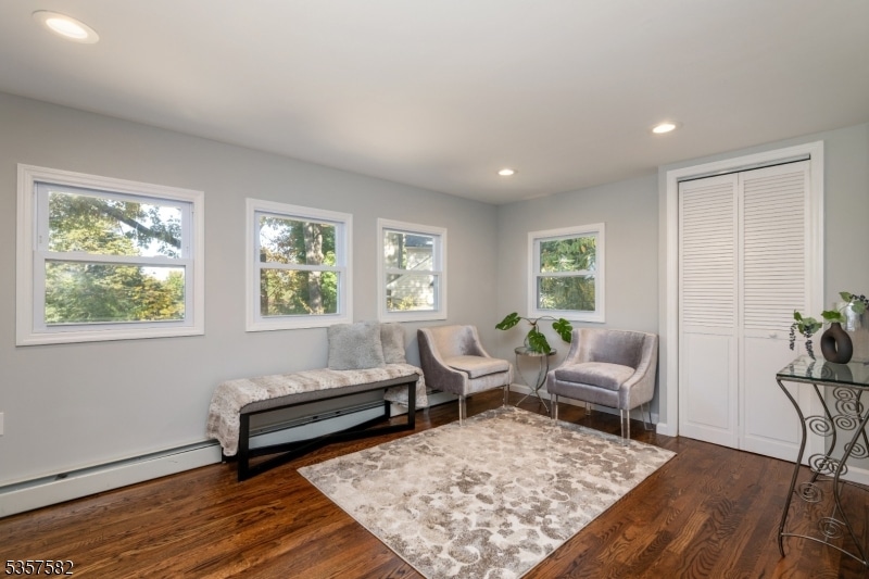Pending $435,000 • Co-Listing Agent