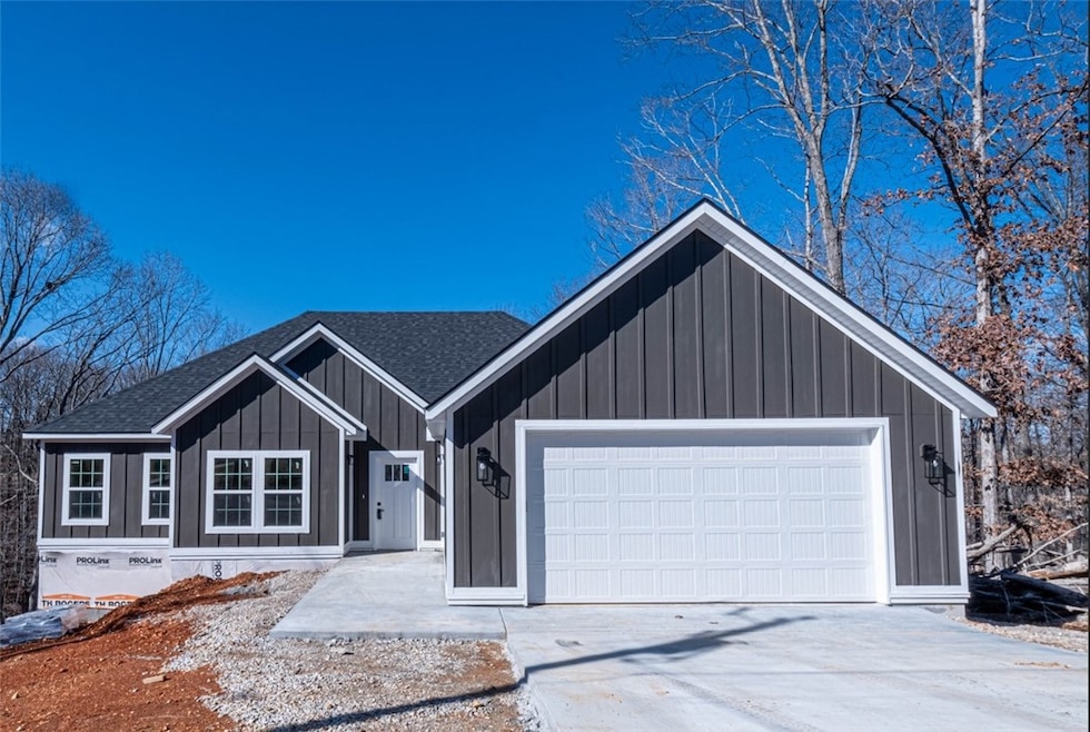 Great curb appeal, on sewer with a large flat front yard