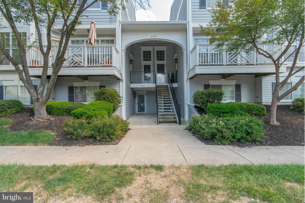 8226 Winstead Place unit 203, Manassas, VA 20109 - photo 1