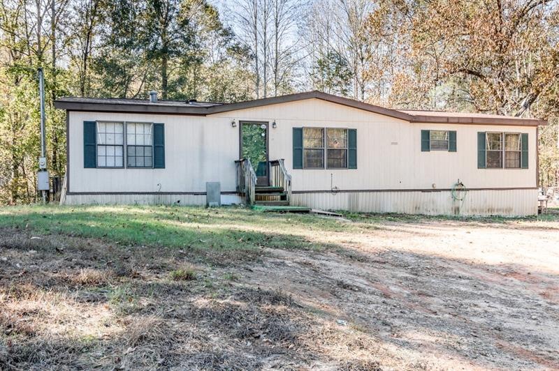 302 Pittman Dr, Toccoa, GA 30577 - photo 1