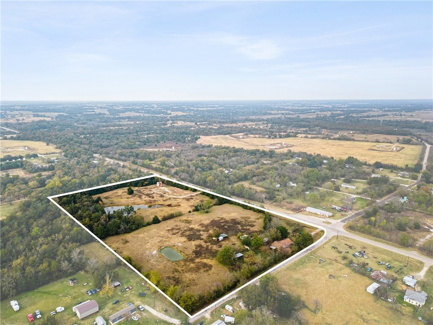 195 L County Road 852, Donie, TX 75838 - photo 1