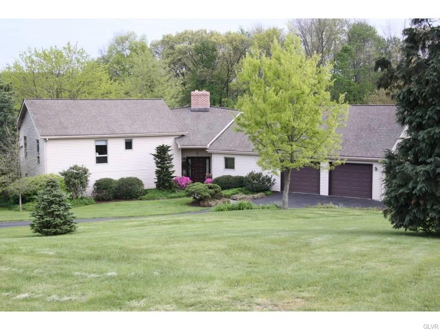 541 Roberts Rd, Nazareth, PA 18064 - photo 1