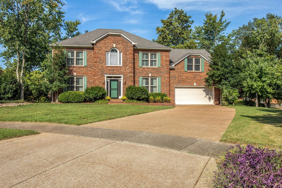 FRANKLIN LIVING AT ITS BEST-THIS IMMACULATE 4BR/3.5BA, 3208 sq foot HOME IS NESTLED IN HIGHLY SOUGHT AFTER BUCKINGHAM PARK, HISTORIC DOWNTOWN FRANKLIN. UNSURPASSED ATTENTION TO DETAIL, GORGEOUS KITCHEN RECENTLY REMODELED, INTERIOR NEWLY PAINTED 