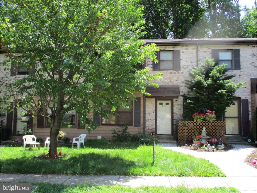 223 Bishop Dr, Aston, PA 19014 - photo 1