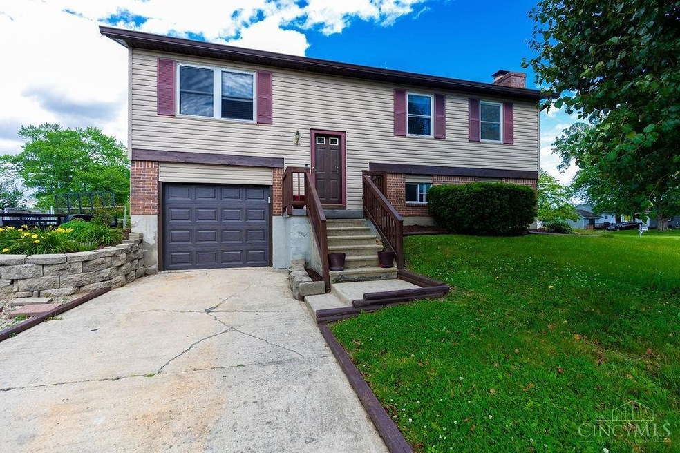 6378 Sandric Ln, Liberty Township, OH 45044 - photo 1