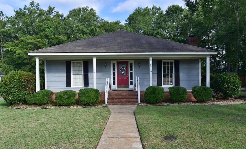 2207 Watergate Ct, Albany, GA 31707 - photo 1