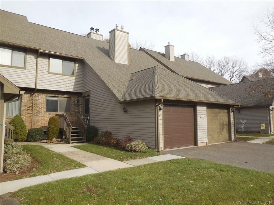 63 Fox Run Ct, Newington, CT 06111 - photo 1