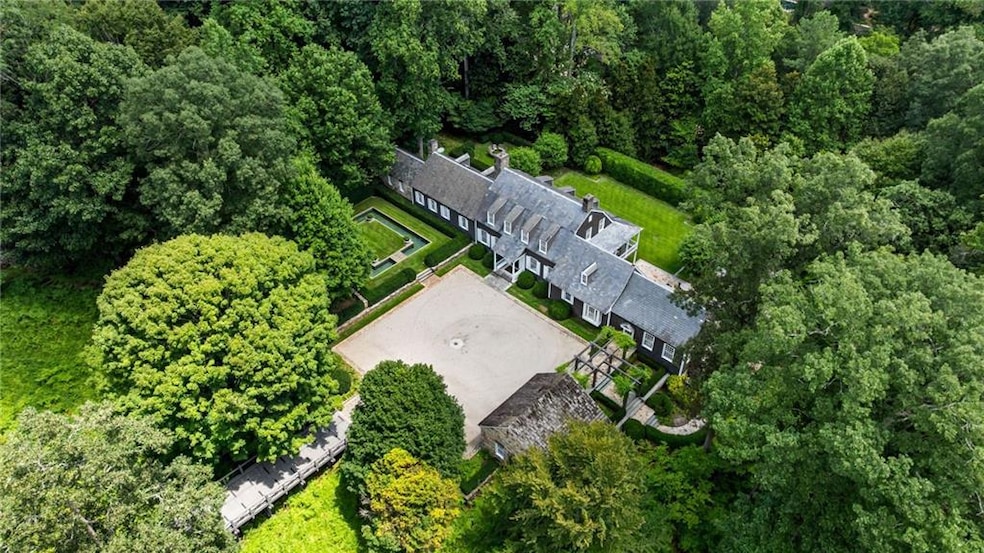 1727 W Paces Ferry Rd NW, Atlanta, GA 30327 - photo 1