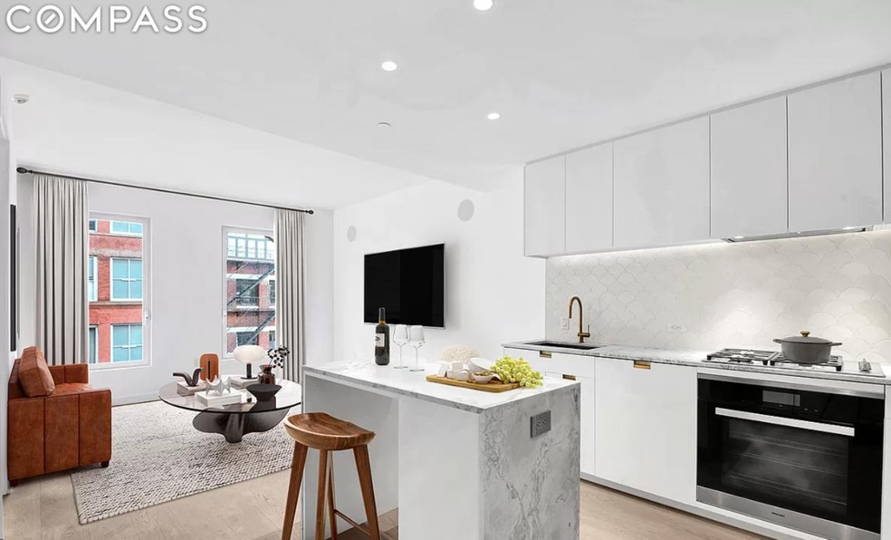 185 Grand St unit 3A, New York, NY 10013 - photo 1