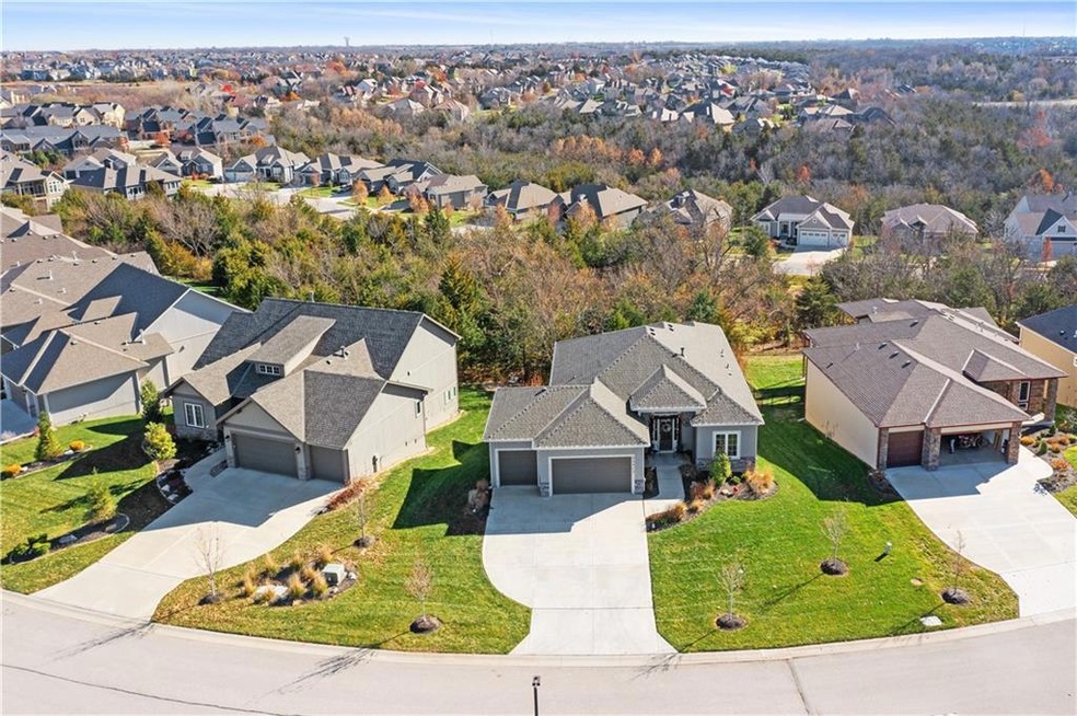 25913 W 96th St, Lenexa, KS 66227 - photo 1