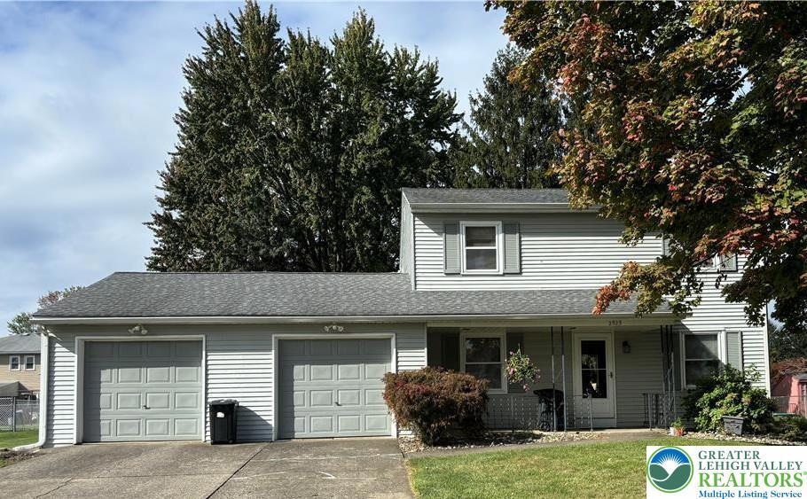 Pending $469,900 • Co-Listing Agent