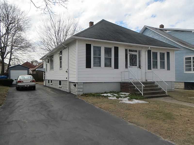 101 Maplewood Ave, Cranston, RI 02920 - photo 1