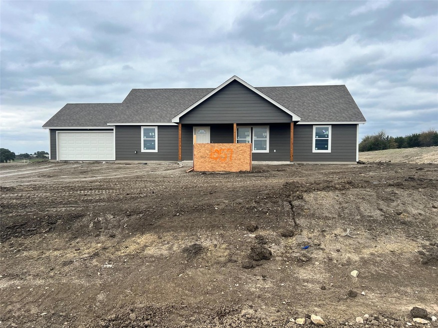 1057 Neal Rd, Azle, TX 76020 - photo 1