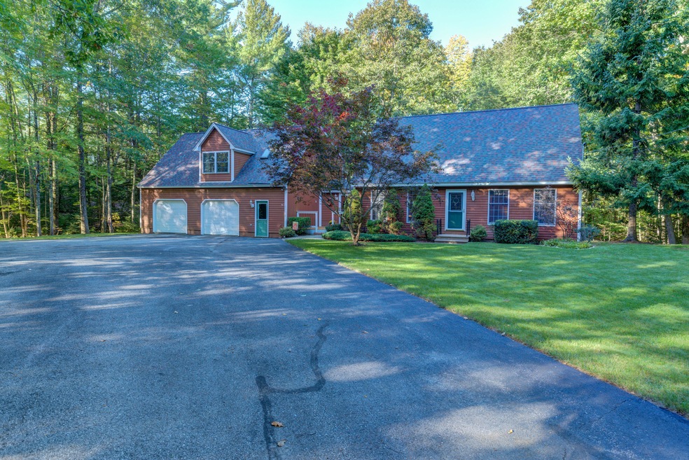 8 Moonlit Dr, Windham, ME 04062 - photo 1