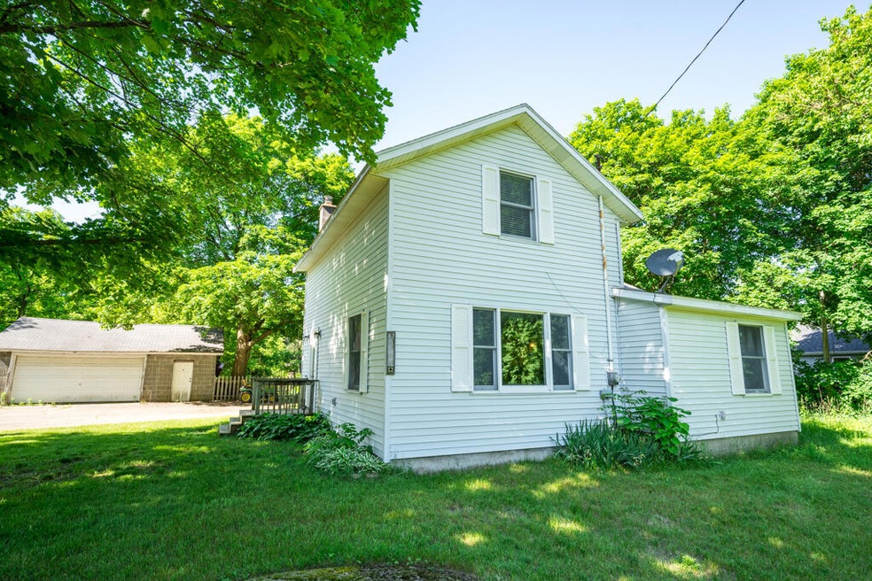 8532 q ave -4