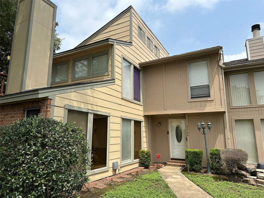 7724 Challie Ln unit 7724, Houston, TX 77088 - photo 1
