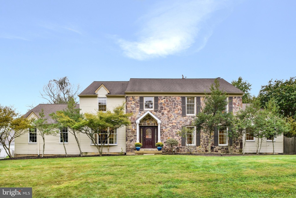 27 Lake Shore Dr, Princeton Junction, NJ 08550 - photo 1