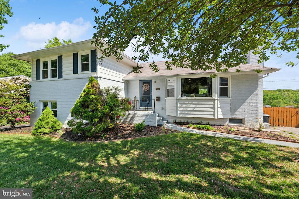 516 Epsom Rd, Towson, MD 21286 - photo 1