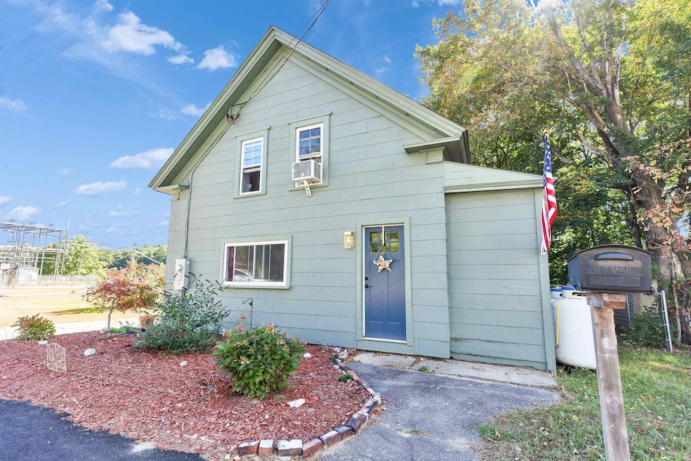 261 N Main St, Franklin, NH 03235 - photo 1