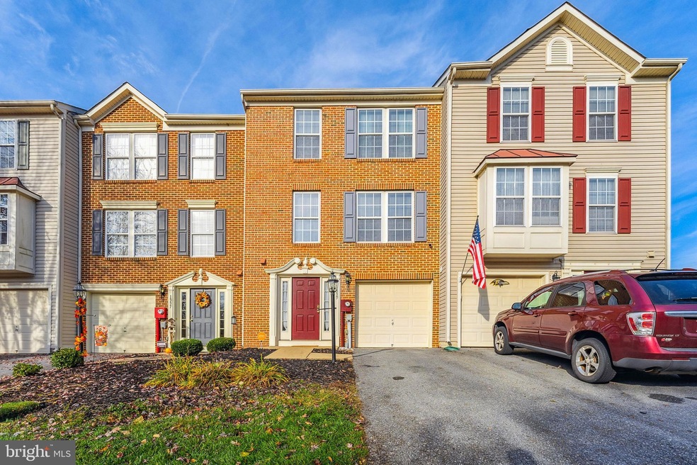 1339 Mare St, Ranson, WV 25438 - photo 1