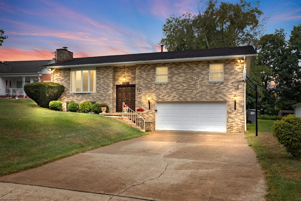 Sold $325,000 • Co-Listing Agent