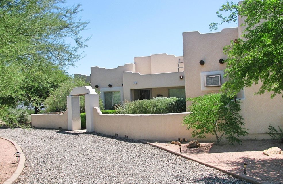 Front of House 5