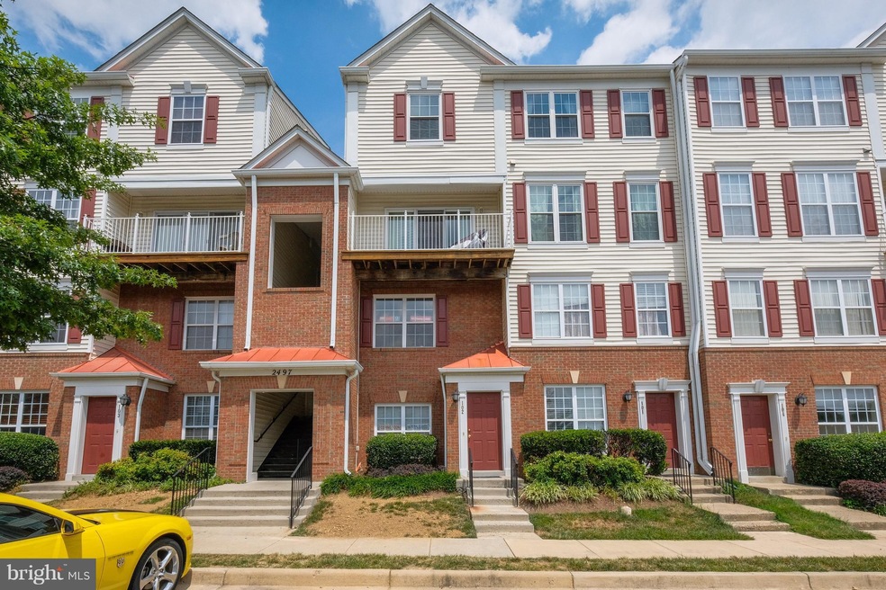 2497 Angeline Dr unit 102, Herndon, VA 20171 - photo 1