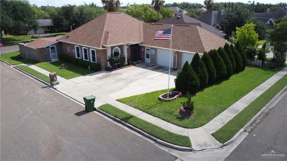 611 El Jardin, Weslaco, TX 78596 - photo 1