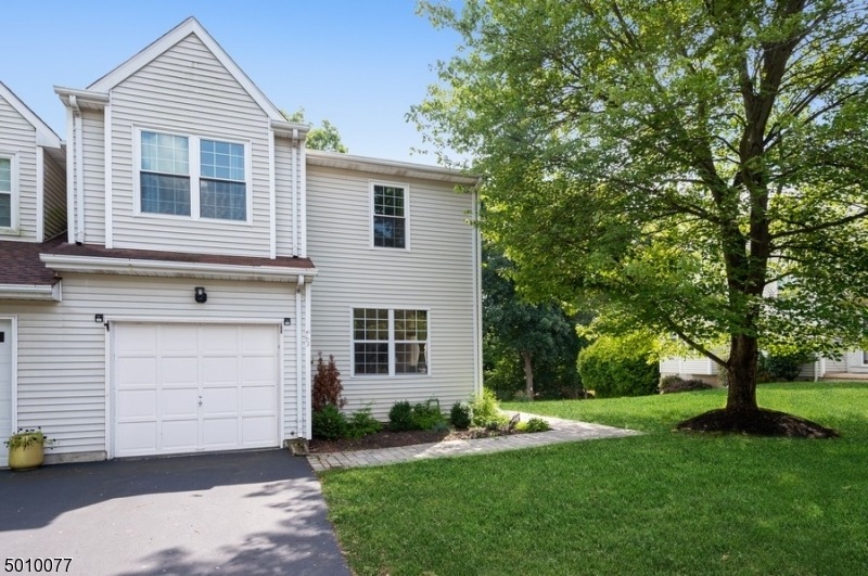 103 Choctaw Ridge Rd, Branchburg, NJ 08876 - photo 1