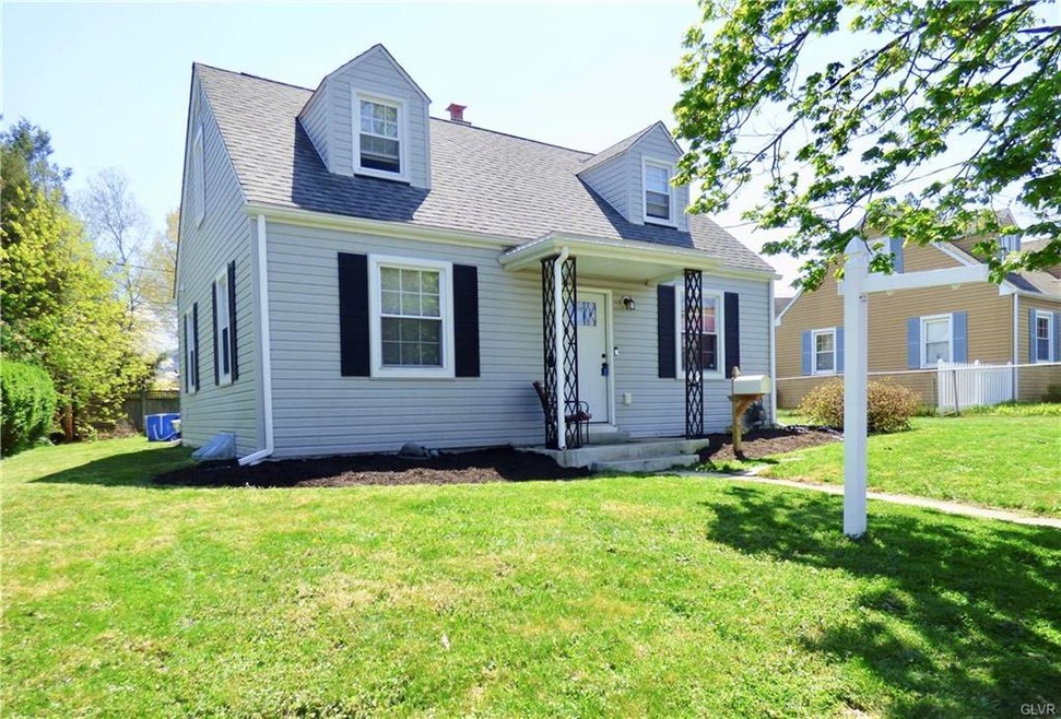 1710 W Elm St, Allentown, PA 18104 - photo 1