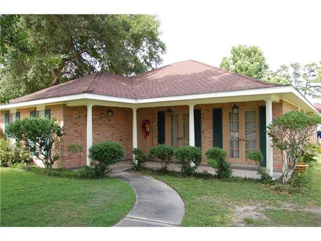 1558 Maplewood Dr, Slidell, LA 70458 - photo 1