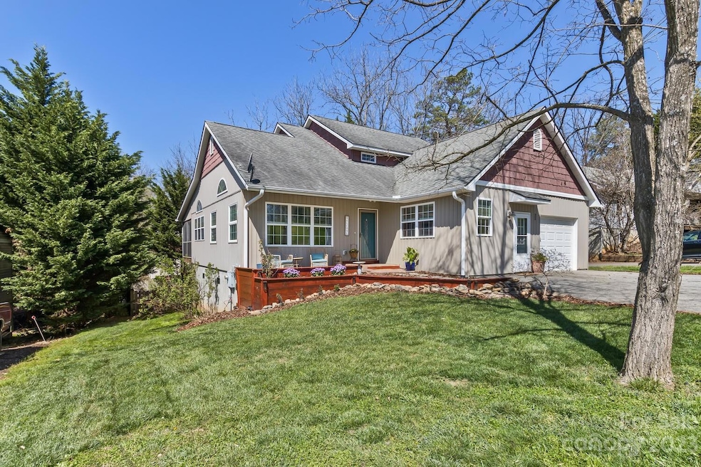 22 Vista St, Asheville, NC 28803 - photo 1