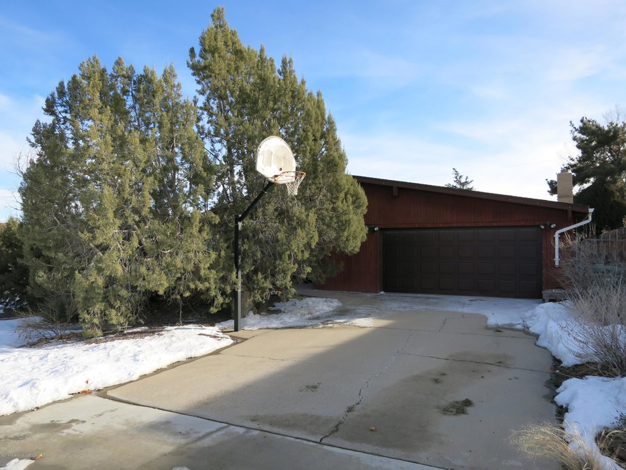 5709 Holmes Dr, Farmington, NM 87402 - photo 1