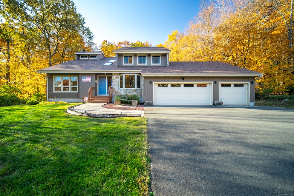 11 Stephen Ct, Prospect, CT 06712 - photo 1