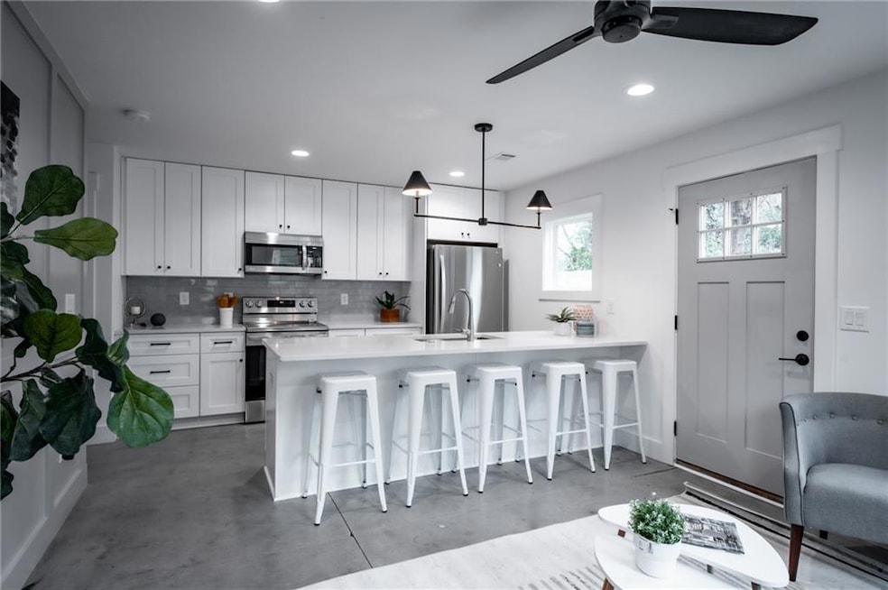 465 Hemlock Cir SE unit B, Atlanta, GA 30316 - photo 1