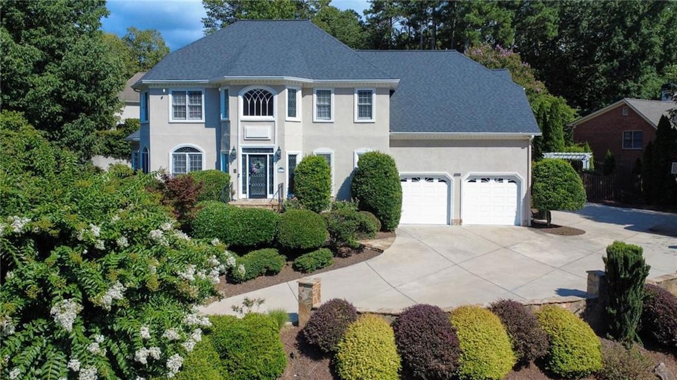 5617 Asheforde Ln, Marietta, GA 30068 - photo 1