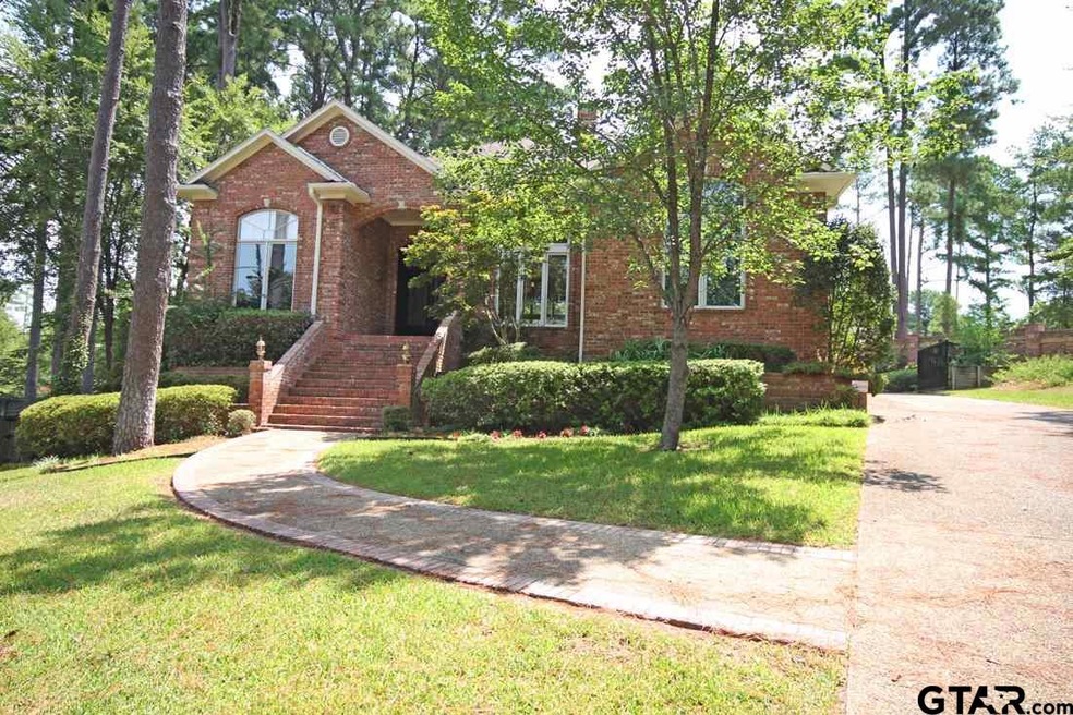 5614 Cedar Hill Cir, Tyler, TX 75703 - photo 1