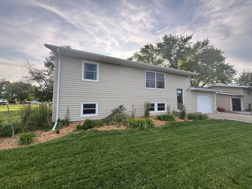 Pending $323,000 • Co-Listing Agent