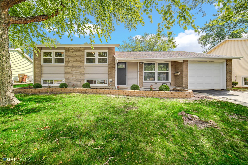 2801 Knollwood Place, Hazel Crest, IL 60429 - photo 1