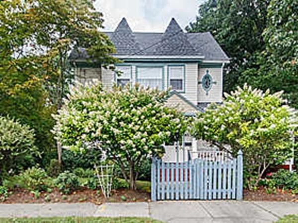 63 Elm Rd, Newtonville, MA 02460 - photo 1