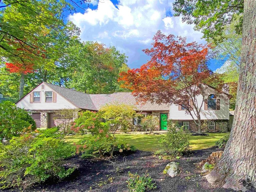 14 Chase Rd, Newton, NH 03858 - photo 1