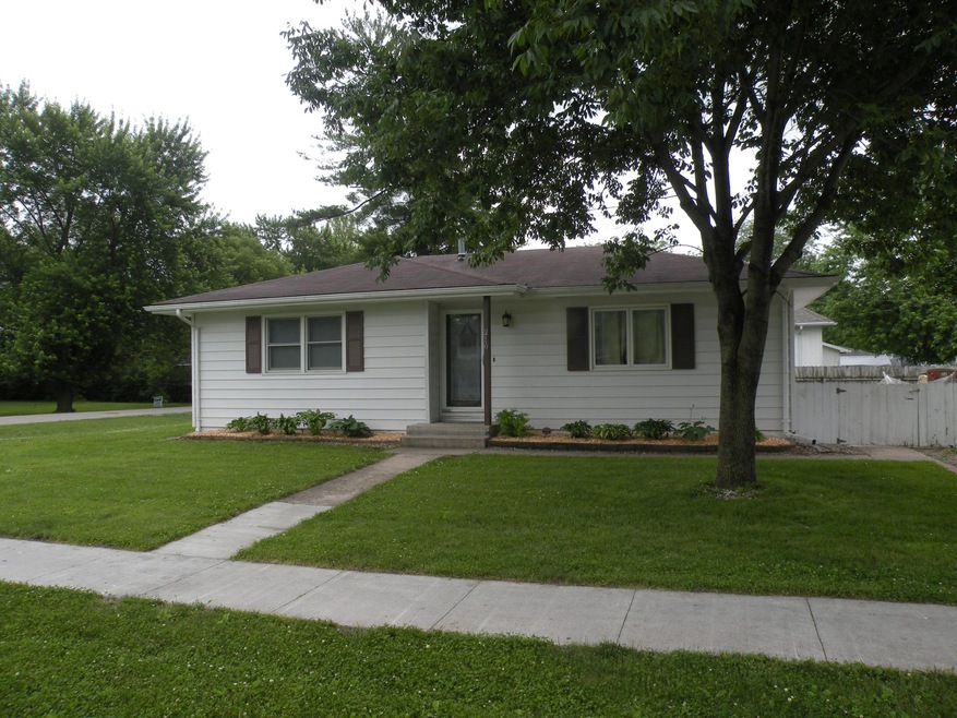 216 4th St Cambridge 002