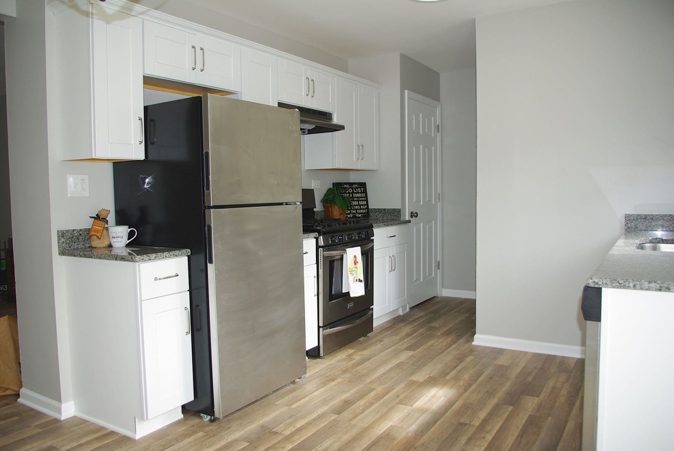 801 N Randall Rd unit C, Aurora, IL 60506 - photo 1